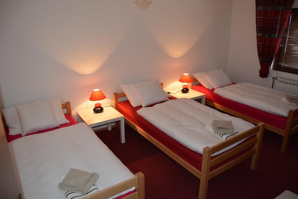 Hostel Denal Sarajevo Room photo