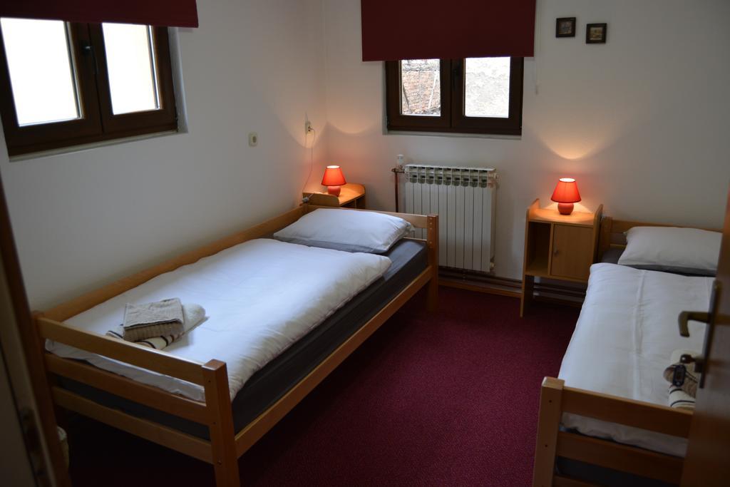 Hostel Denal Sarajevo Room photo
