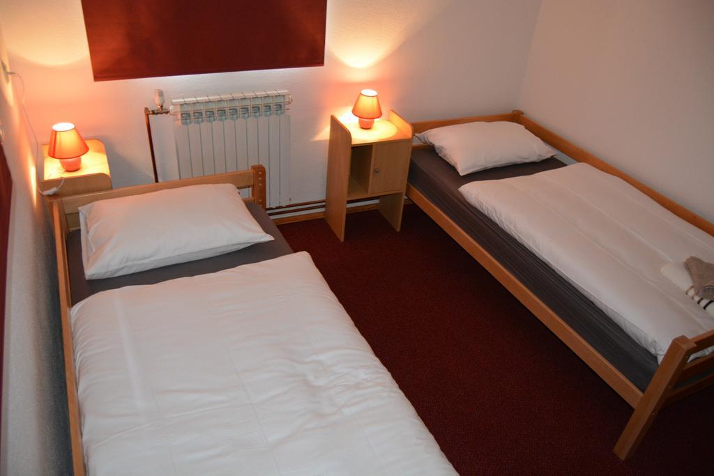 Hostel Denal Sarajevo Room photo